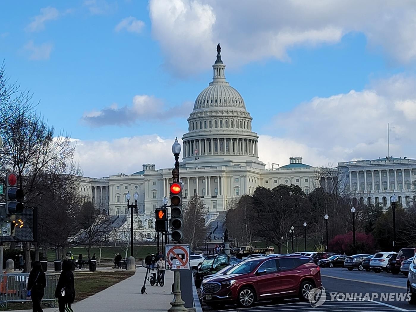 美정부 셧다운 가능성…야당, 국민 쏴죽인 이민당국에 예산 거부