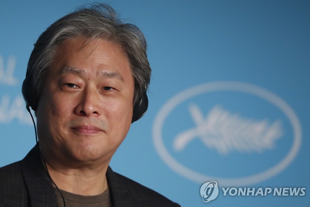 박찬욱 &quot;영화관이 곧 영화…극장용 영화는 극장에서 봐야&quot; - 나무뉴스