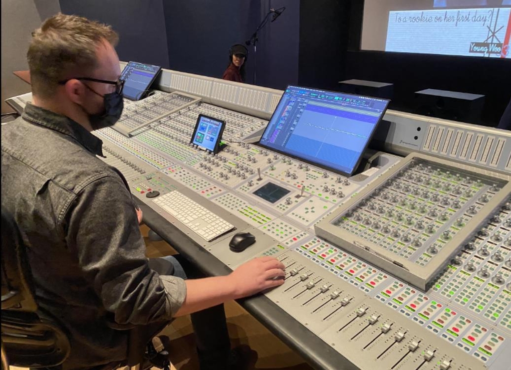 '기러기, 토마토' 대신 'Kayak, deed'…우영우 영어 더빙은 나무뉴스